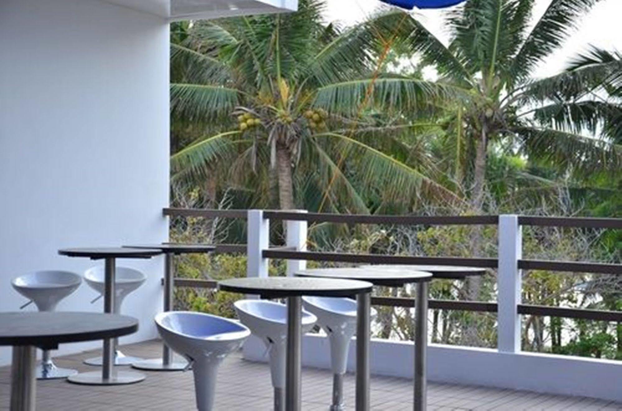 Oyo 124 Blue Dawn Boracay Hotell Manoc-Manoc Exteriör bild